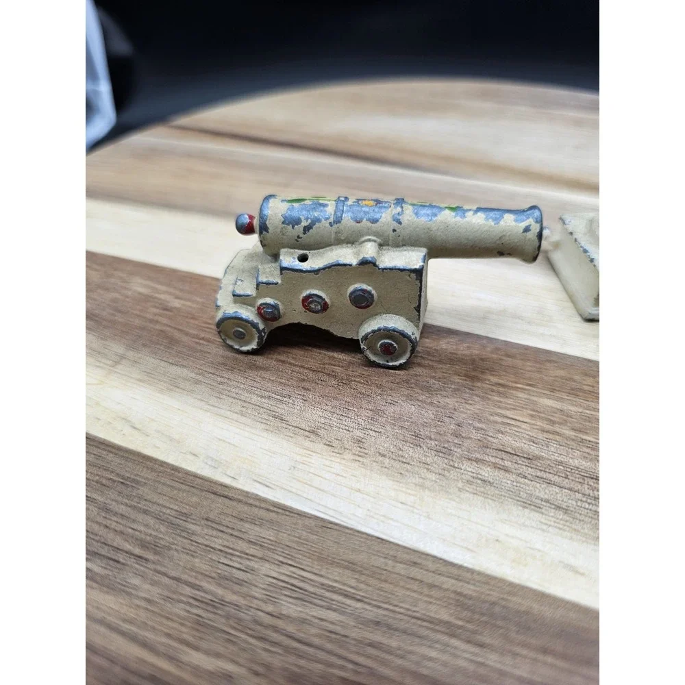 Vintage‎ Cast Metal Cannon And Gramophone Shaker Set
